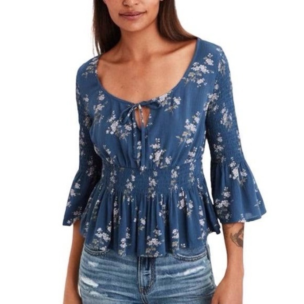 American Eagle Outfitters Blue Floral Blouse